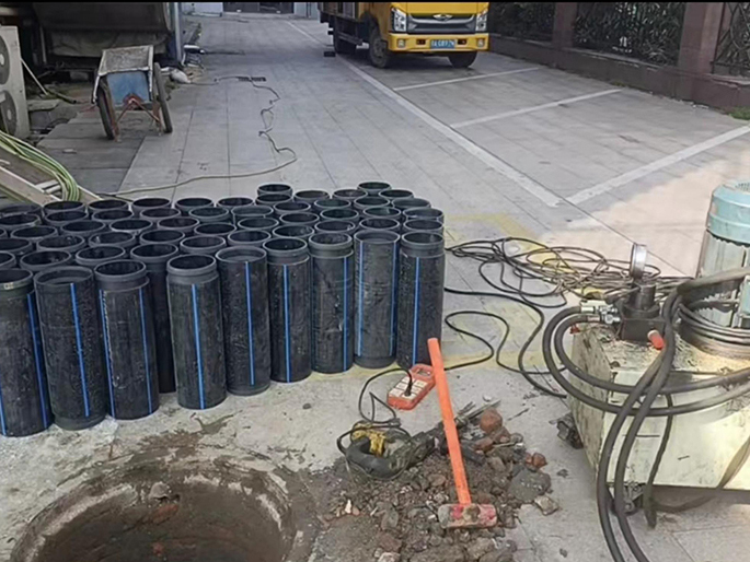 新乡PE置换管厂家 DN315置换管 非开挖管短管置换